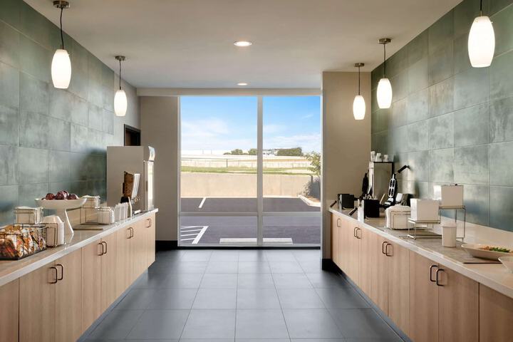 Breakfast/Coffee Service 39 of 49