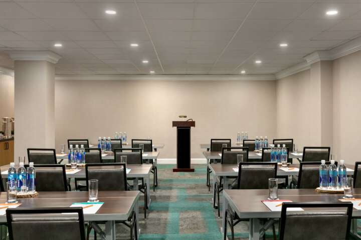 Hotel Indigo Savannah Historic District by IHG