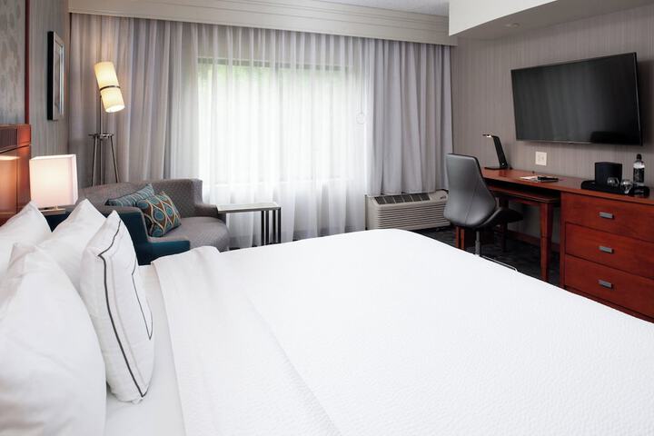 Courtyard by Marriott High Point