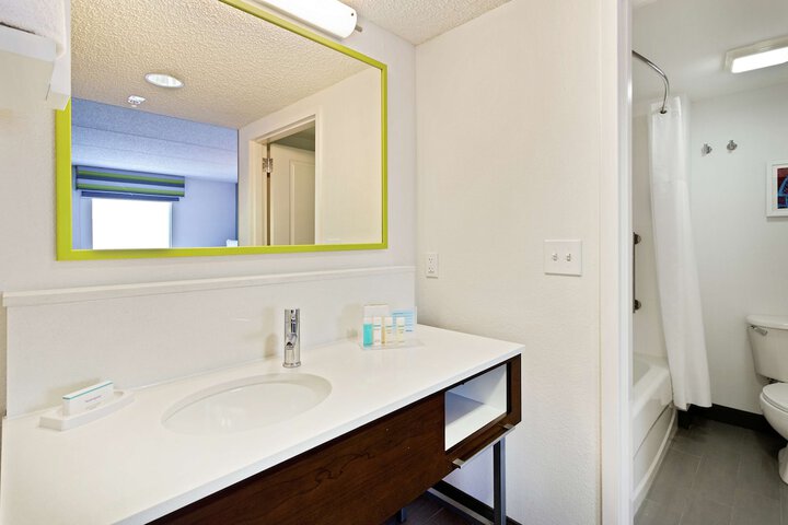 Hampton Inn & Suites Orlando Intl Dr N