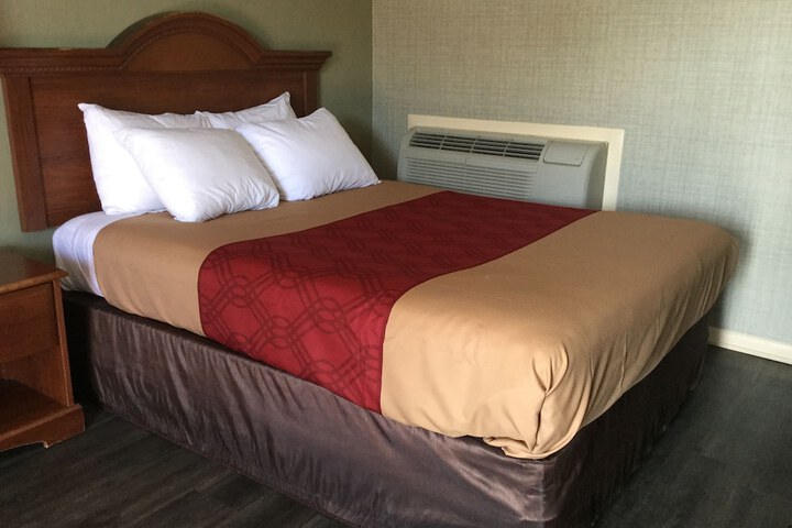 Room 36 of 39