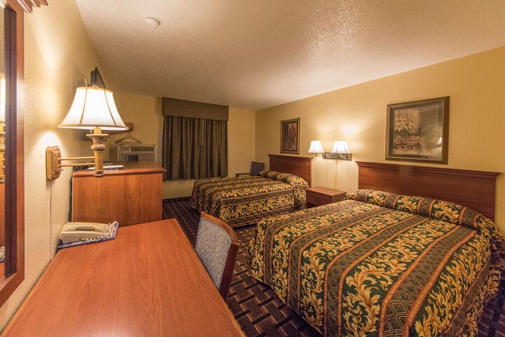 Room 14 of 19