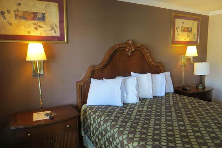 Room 39 of 46