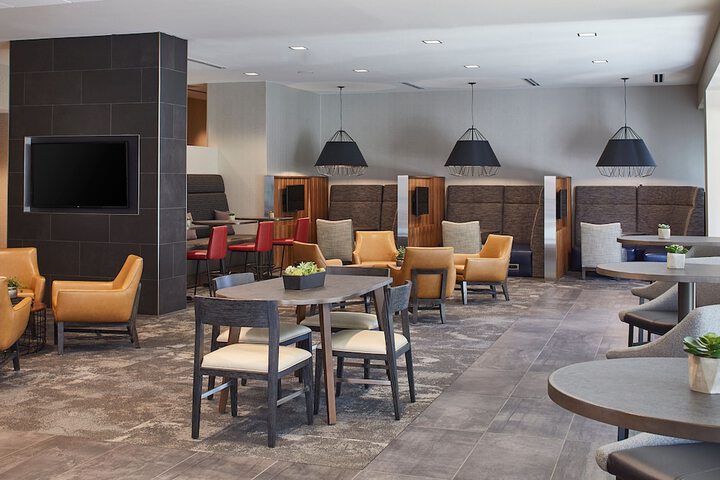 Hotel Interior 14 of 40