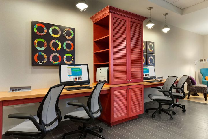Business Center 26 of 26