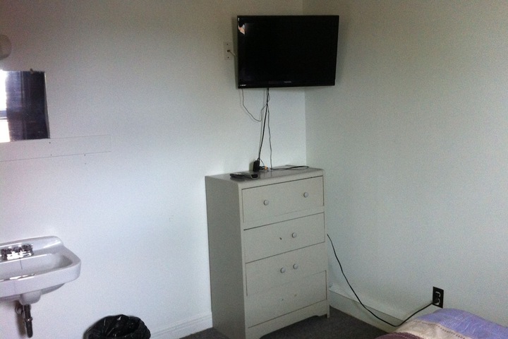 Room 19 of 28