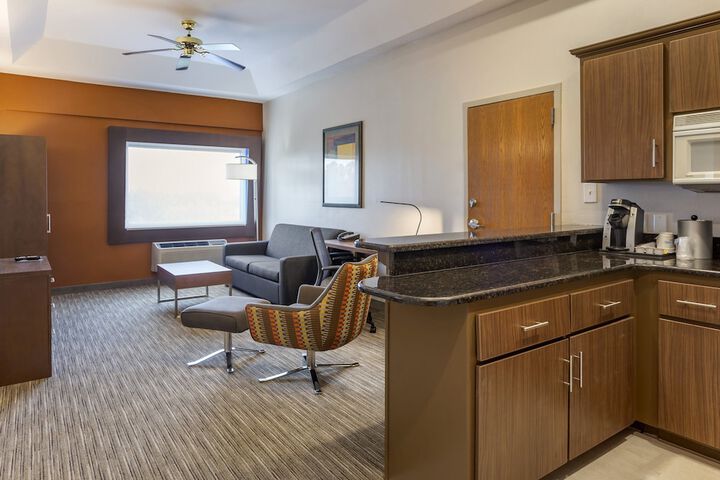 Room 17 of 48