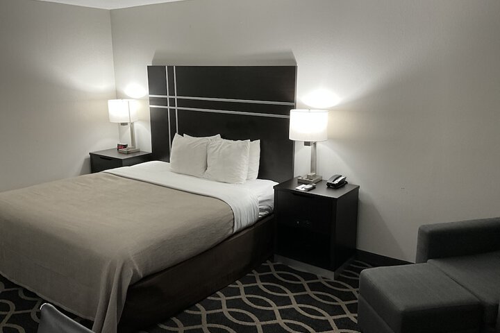 Room 29 of 38
