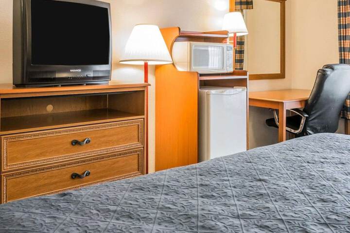 Room 46 of 62