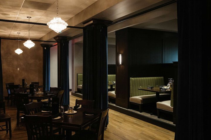 Dining 74 of 81