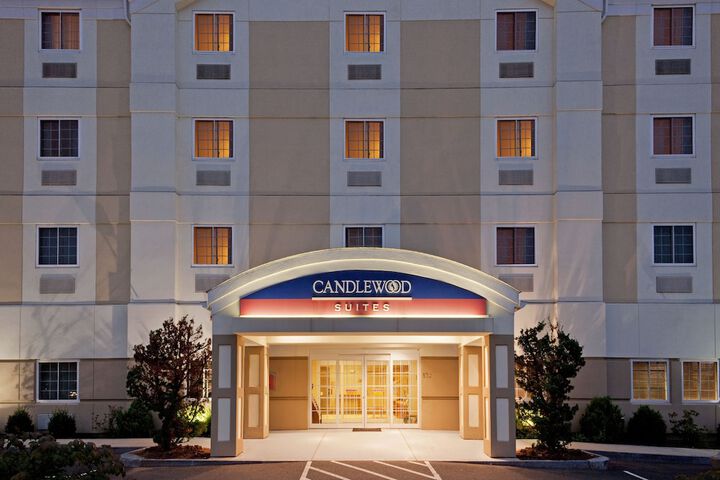 Candlewood Suites West Springfield by IHG