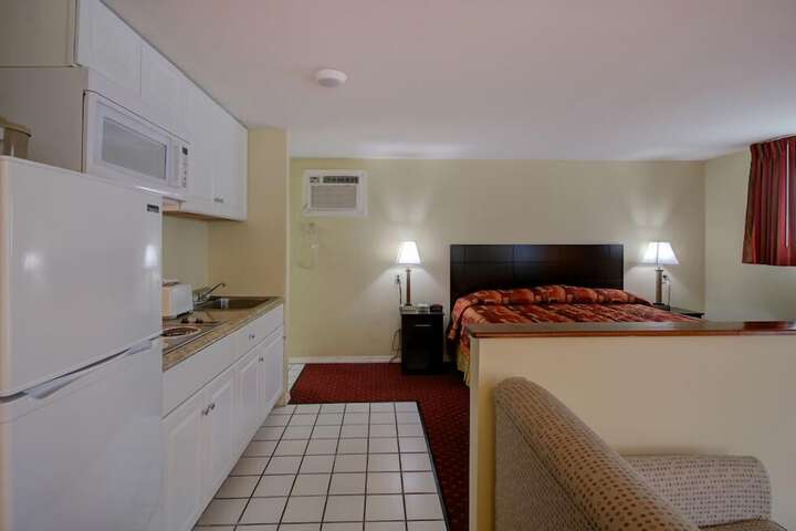 Room 34 of 93