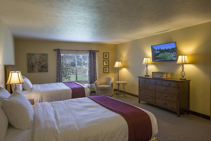 Room 13 of 33