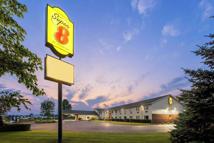 Hotel 2 of 27