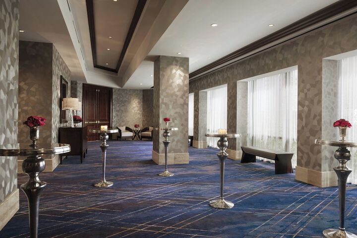Ballroom/Hall 95 of 106