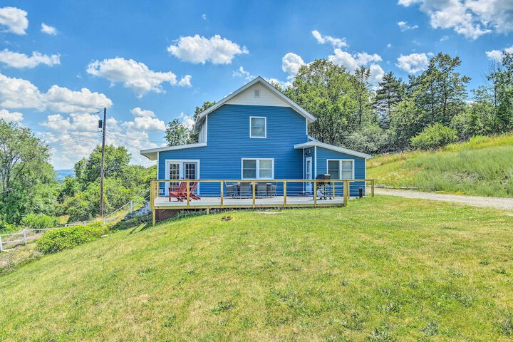 Watkins Glen Lakeview Cottage w / Waterfall!
