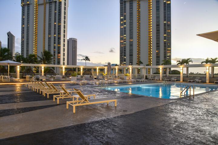 Pool 18 of 76