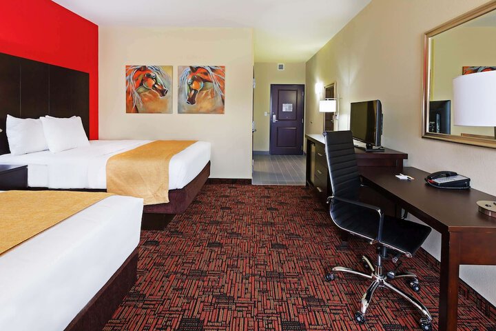 Room 18 of 34