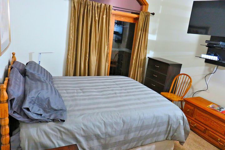 Room 42 of 82