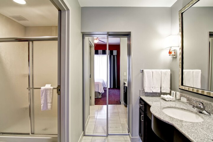 Room 30 of 42