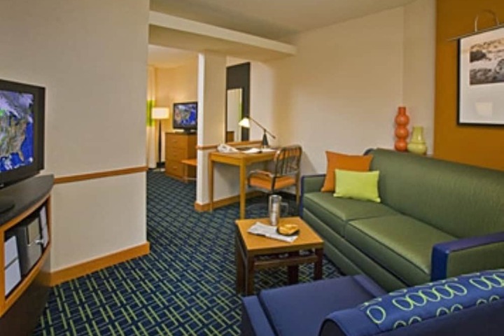 Room 15 of 21