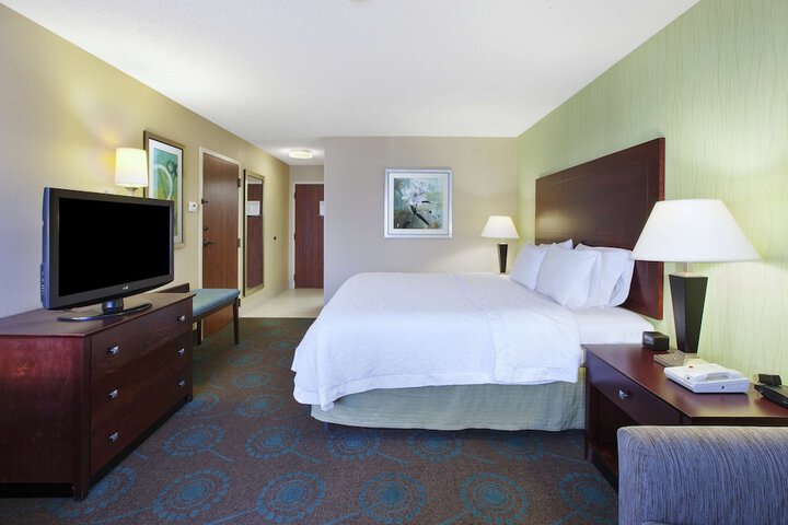 Room 18 of 42