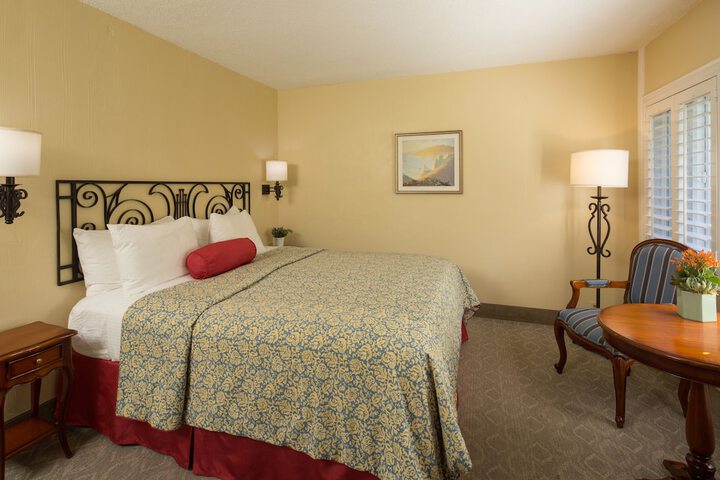 Room 17 of 23