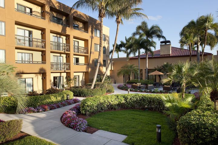 Sonesta Select Boca Raton Town Center