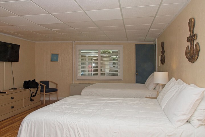 Room 46 of 231