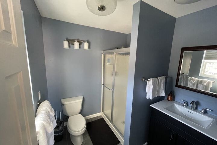 Room 10 of 11