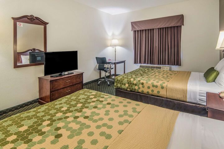 Room 12 of 33