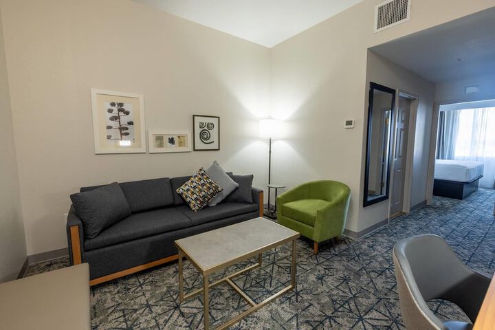 Country Inn & Suites by Radisson St. Petersburg - Clearwater, FL