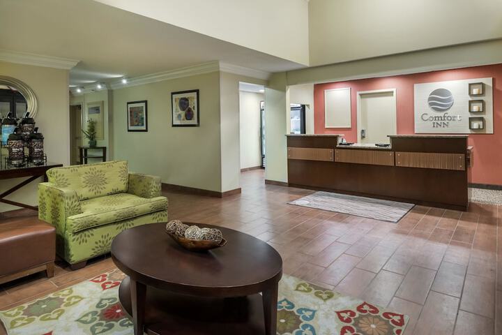 Comfort Inn Fayetteville near Fort Bragg