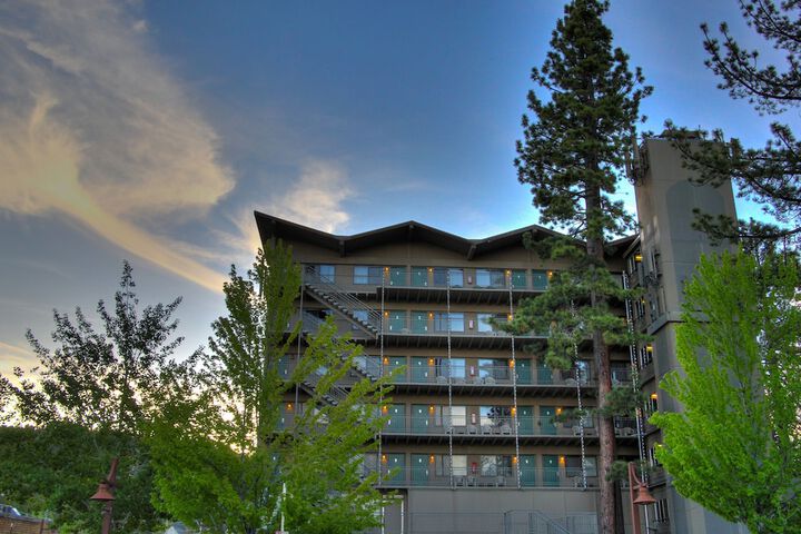 Pepper Tree Inn