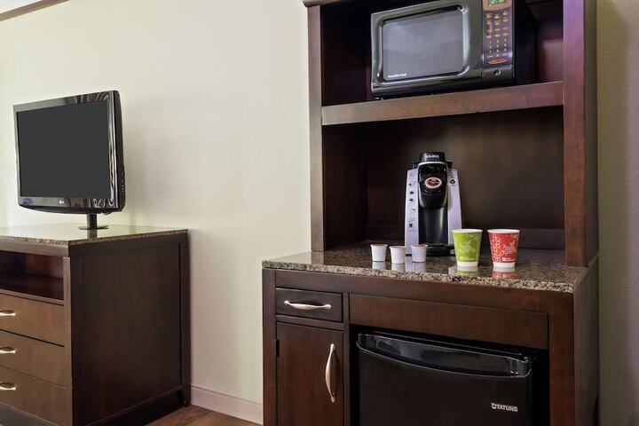 Room 21 of 47