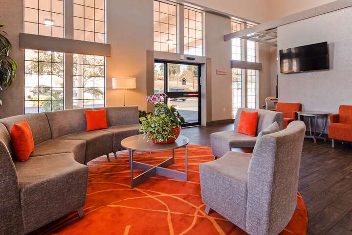 Colony Inn (formerly Best Western PLUS Colony Inn)
