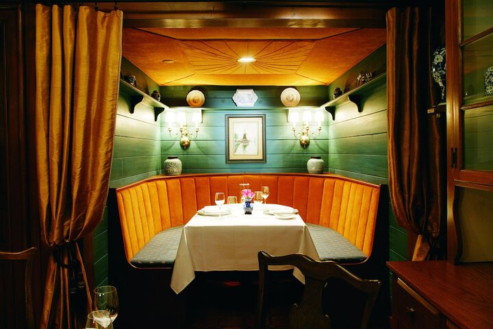 Dining 62 of 89