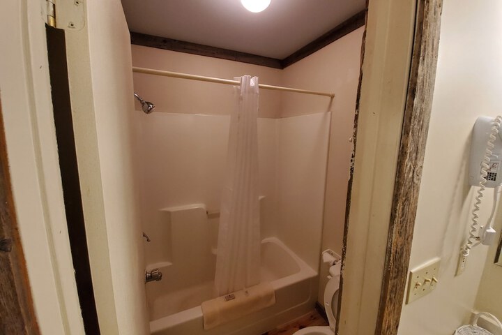Room 5 of 55