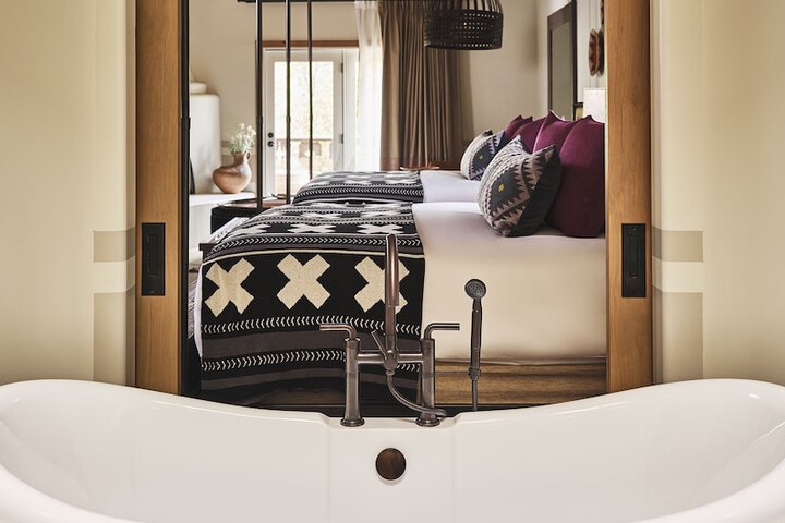 Bishops Lodge Auberge Collection