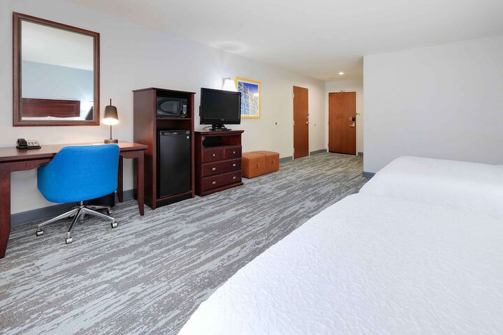 Room 14 of 38