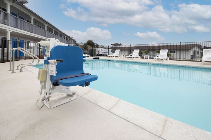 Days Inn by Wyndham Arroyo Grande / Pismo Beach