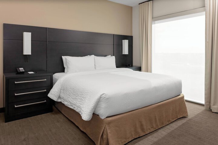 Room 17 of 25
