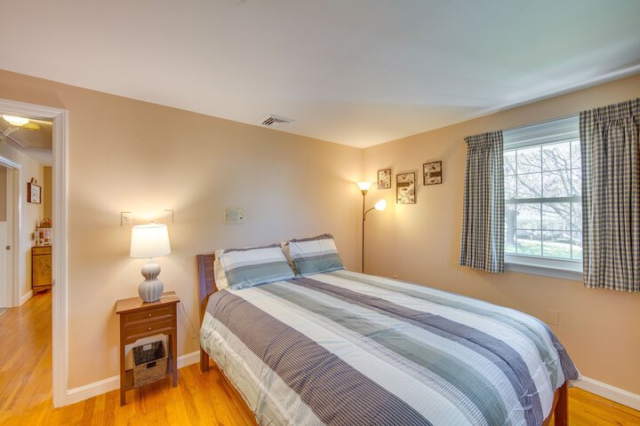 Charming Leola Home: 10 Mi to Downtown Lancaster!