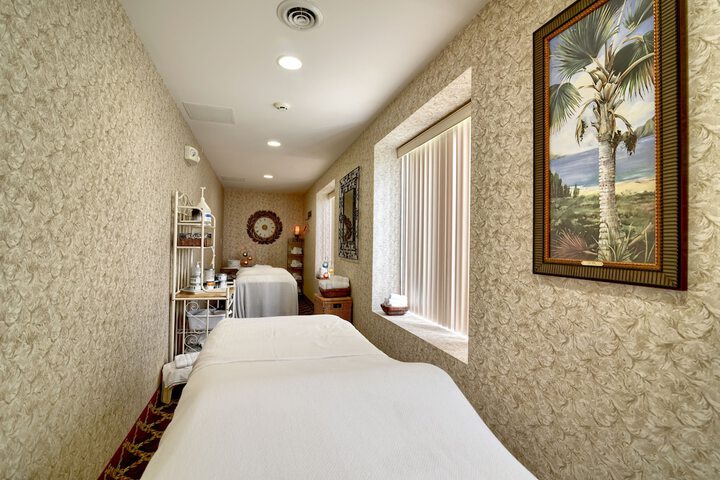 Roosevelt Inn and Suites Saratoga Springs