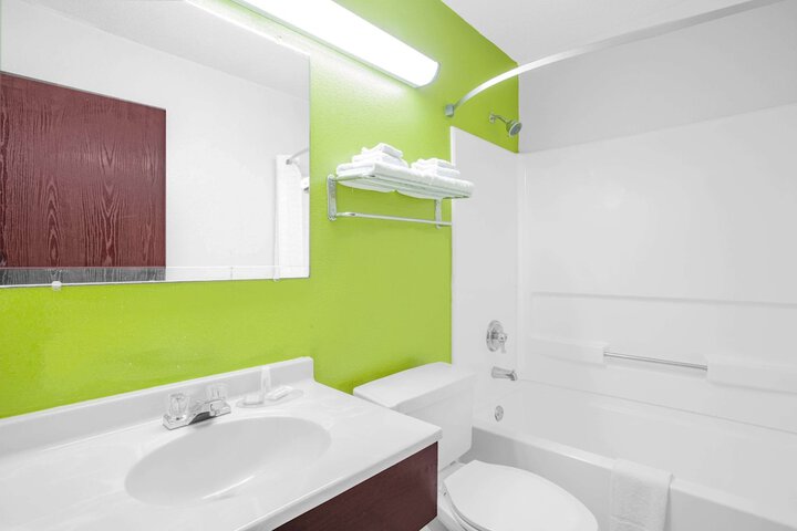 Room 14 of 57