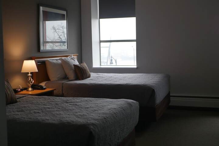 Room 34 of 54