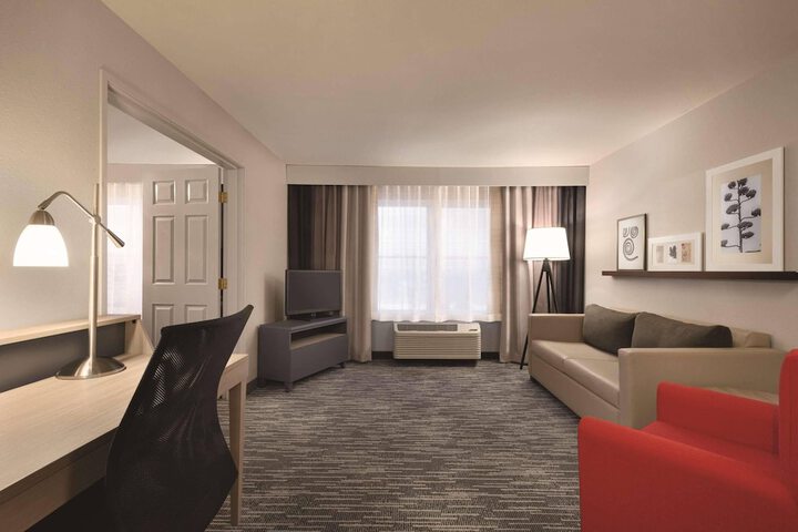 Country Inn & Suites by Radisson Galena, IL