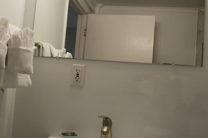 Room 79 of 111
