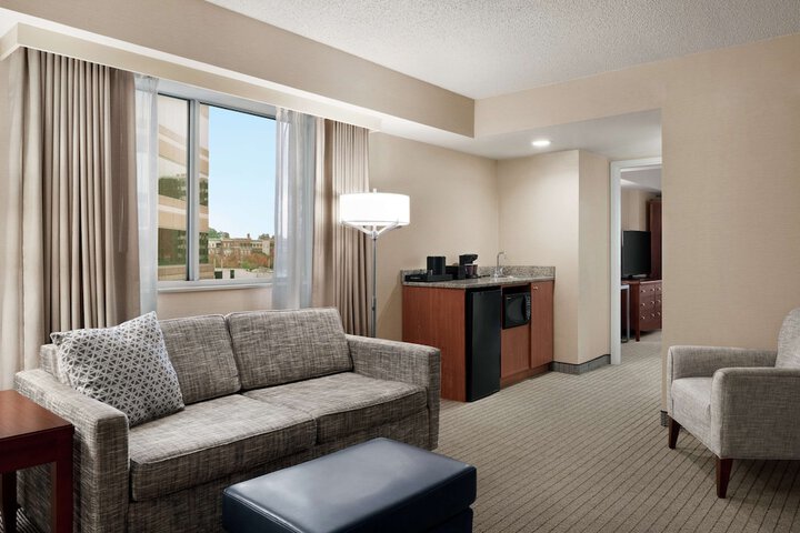 Embassy Suites by Hilton Cincinnati RiverCenter