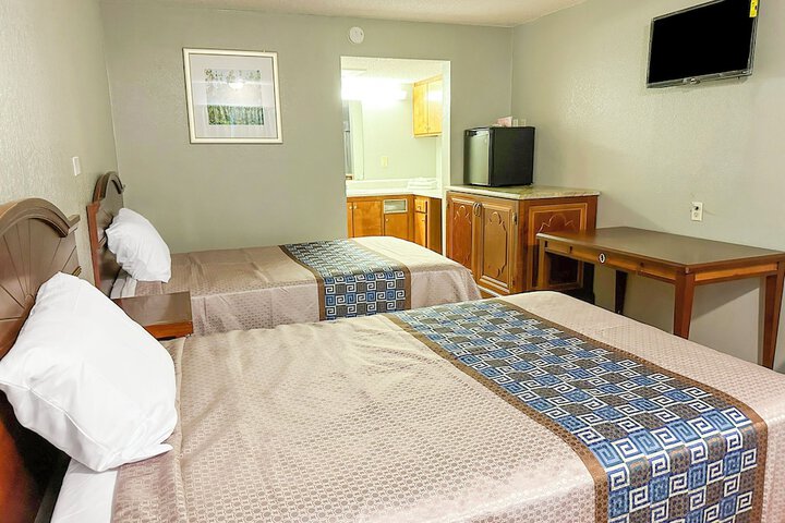 Room 50 of 67
